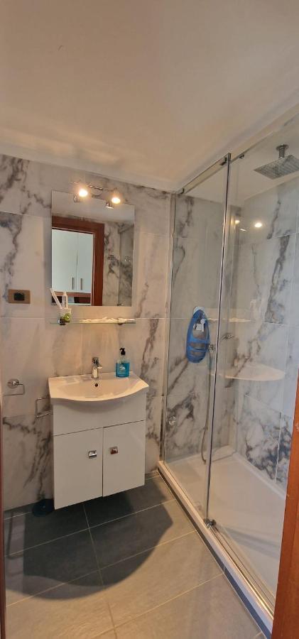 Iride Sul Lago 1 Via Principessa Jolanda 10-Piazza Del Molo Ангвиллара-Сабация Экстерьер фото